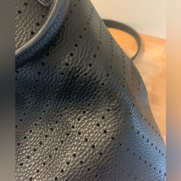 Urban Expressions Black & Silver Crossbody or Handbag - Picture 3 of 3